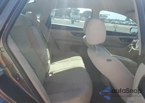 2015 Nissan Altima 2.5 из США, поврежденный, VIN 1N4AL3AP6FN912061